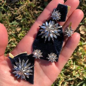 Jewelry from antique shoes